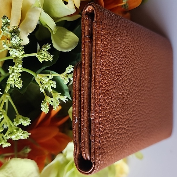 ☆Ellen Tracy, Womens Wallet.☆ - Picture 6 of 9